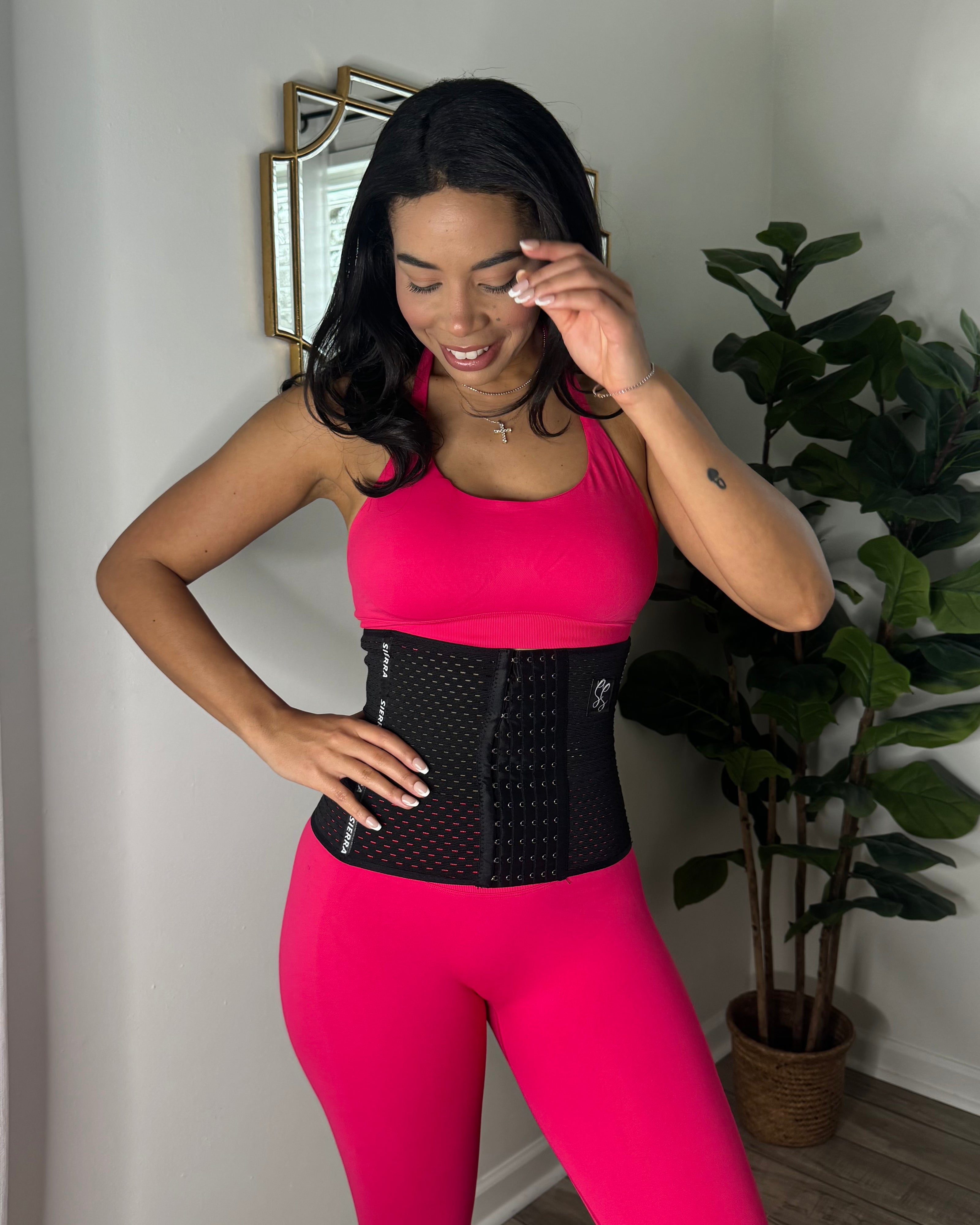 SierraSculpted Sports Bra - Deep Pink