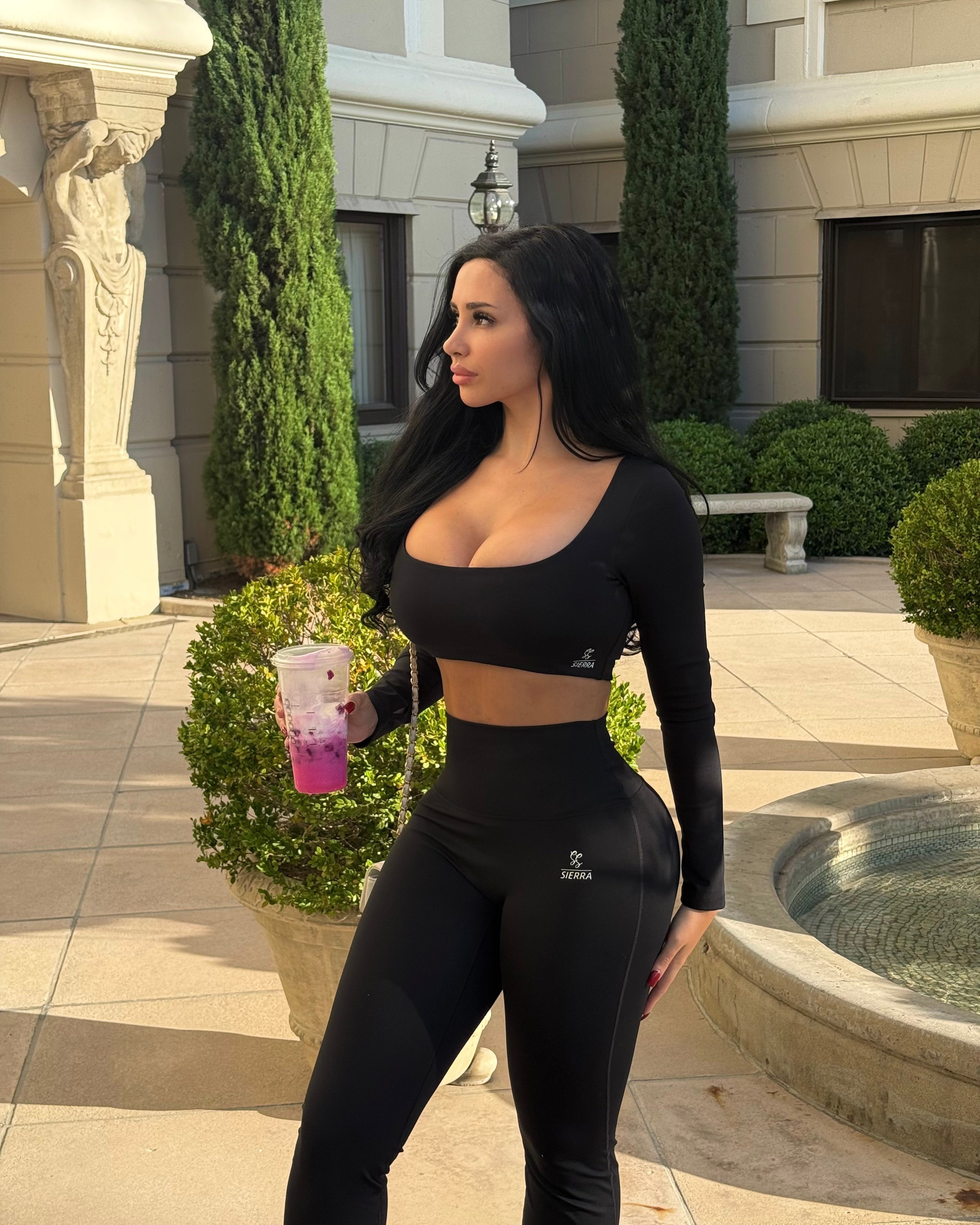 FlexFlaire Leggings - Black